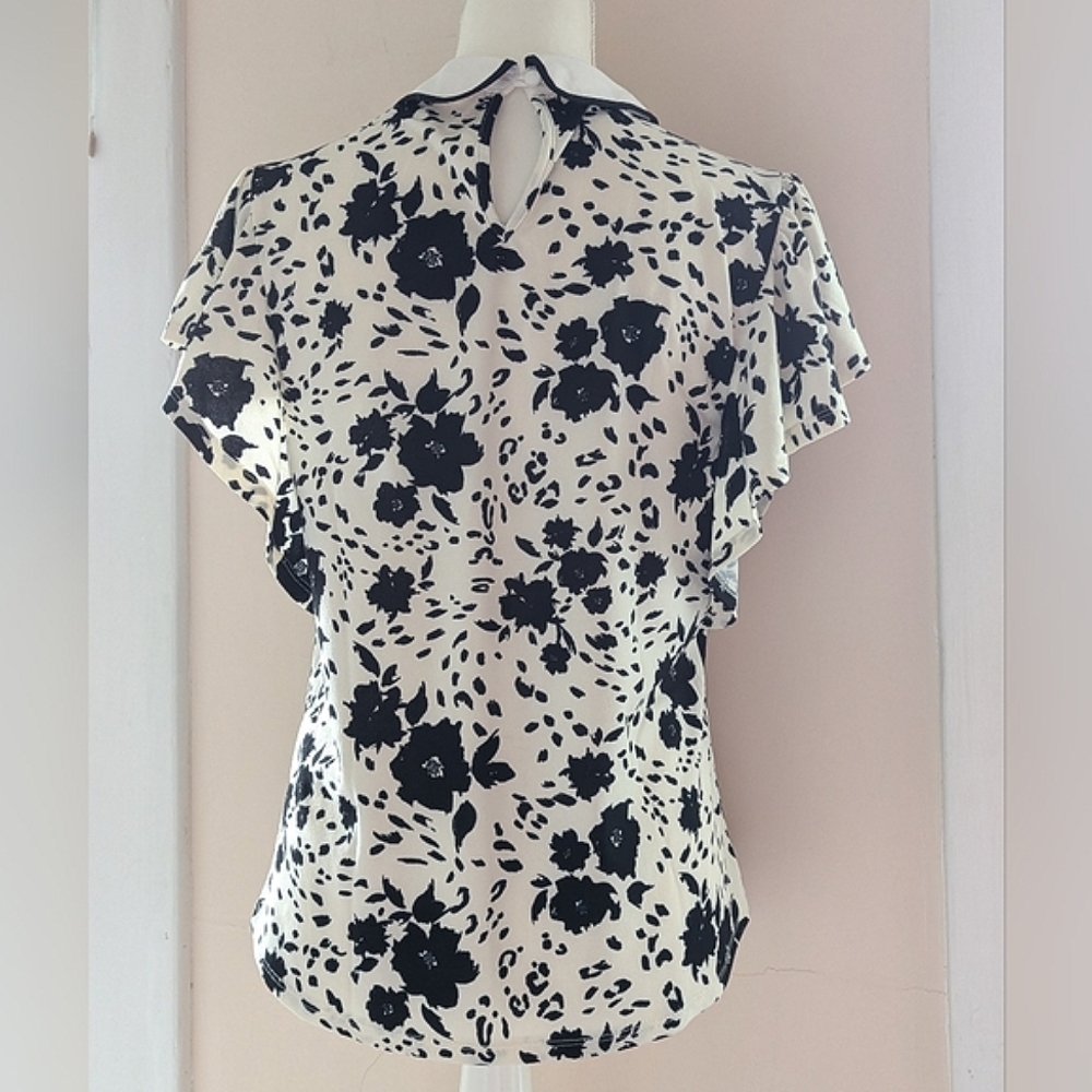 Black & white floral print blouse flowy Peter Pan collar rhinestone fun small - Picture 5 of 14